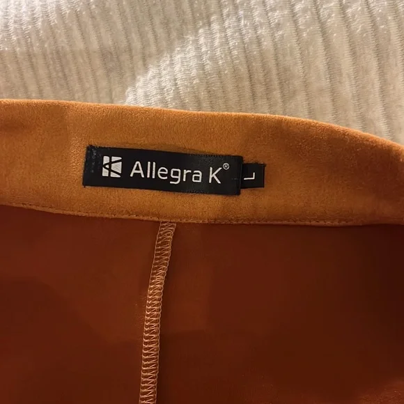 Burnt orange skirt - Picture 3 of 4